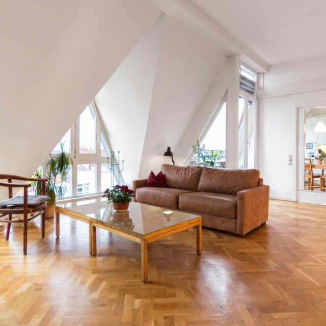 https://www.pvcramenoffertes.be/wp-content/uploads/sites/33/2018/09/gallery_projects_07-640x640.jpg